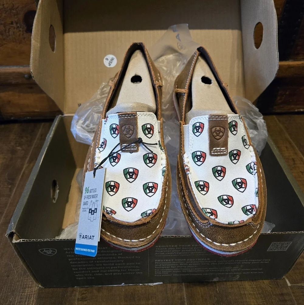 NEW Women's Ariat Cruiser Loafers In Caramel/ariat Mexico Print - Picture 4 of 11